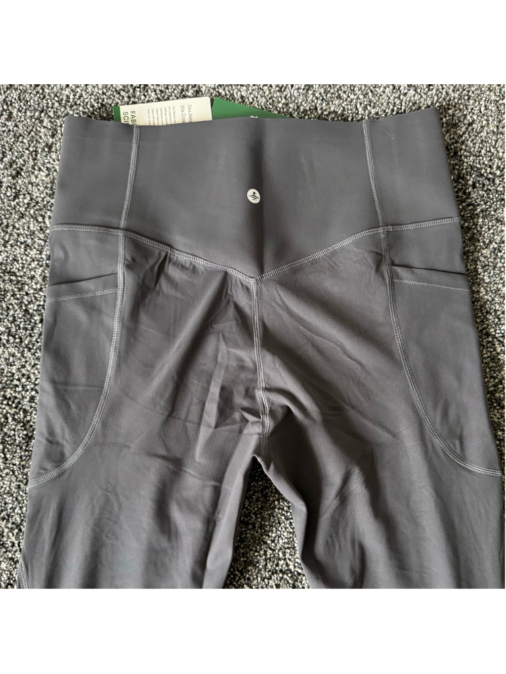 Halara UltraSculpt™ High Waisted Butt Lifting 7/8 Leggings Gray Size L NWT - Picture 12 of 13
